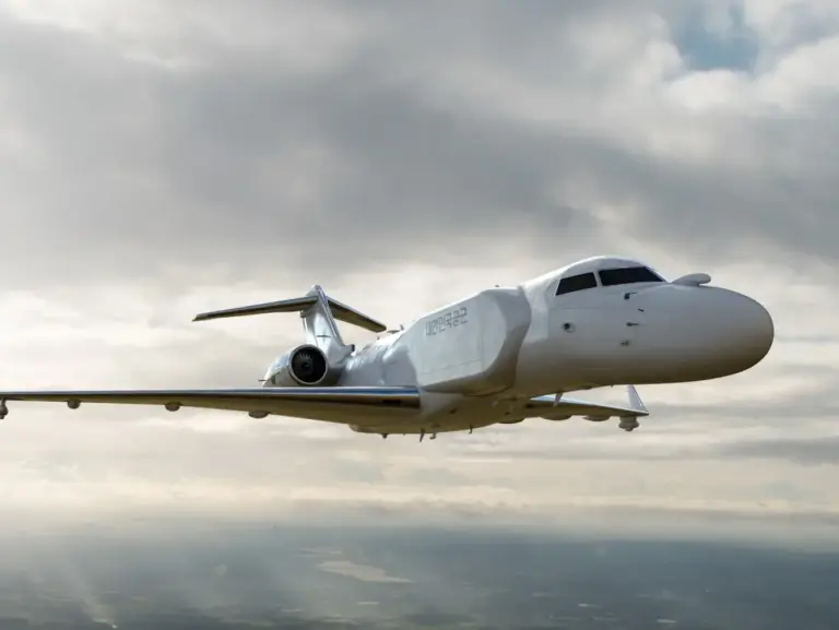 Pic of Bombardier L3 Early warning aircraft-Defencebuyer.com